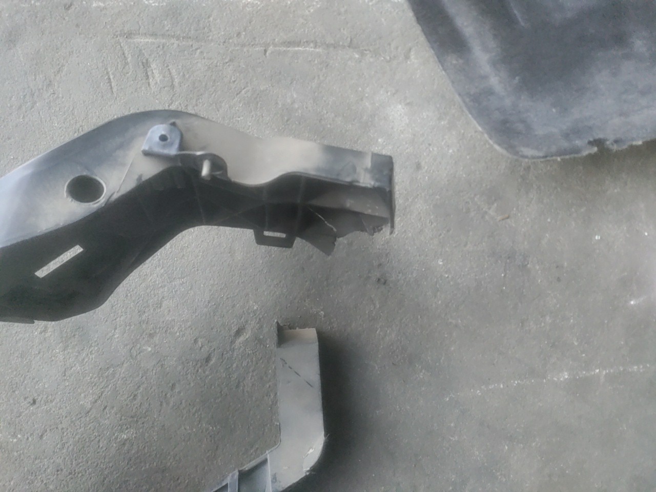 Frente em Fibra ou Chapa FORD FOCUS II Turnier (DA_, FFS, DS) | 04 - 12 Imagem-4 Frente em Fibra ou Chapa FORD FOCUS II Turnier (DA_, FFS, DS) | 04 - 12 Imagem-4