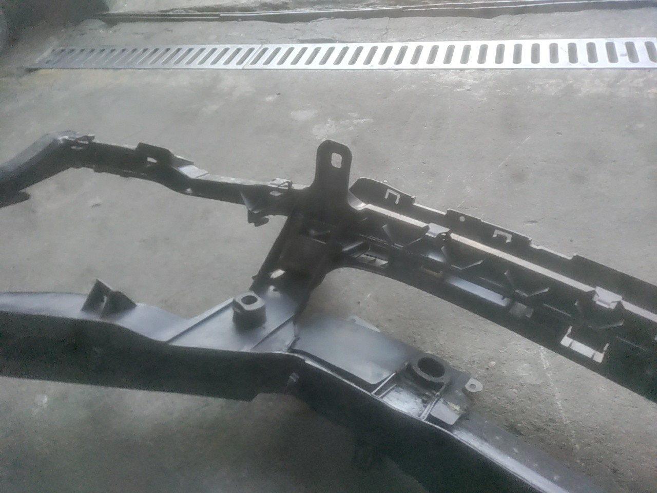 Frente em Fibra ou Chapa FORD FOCUS II Turnier (DA_, FFS, DS) | 04 - 12 Imagem-8 Frente em Fibra ou Chapa FORD FOCUS II Turnier (DA_, FFS, DS) | 04 - 12 Imagem-8