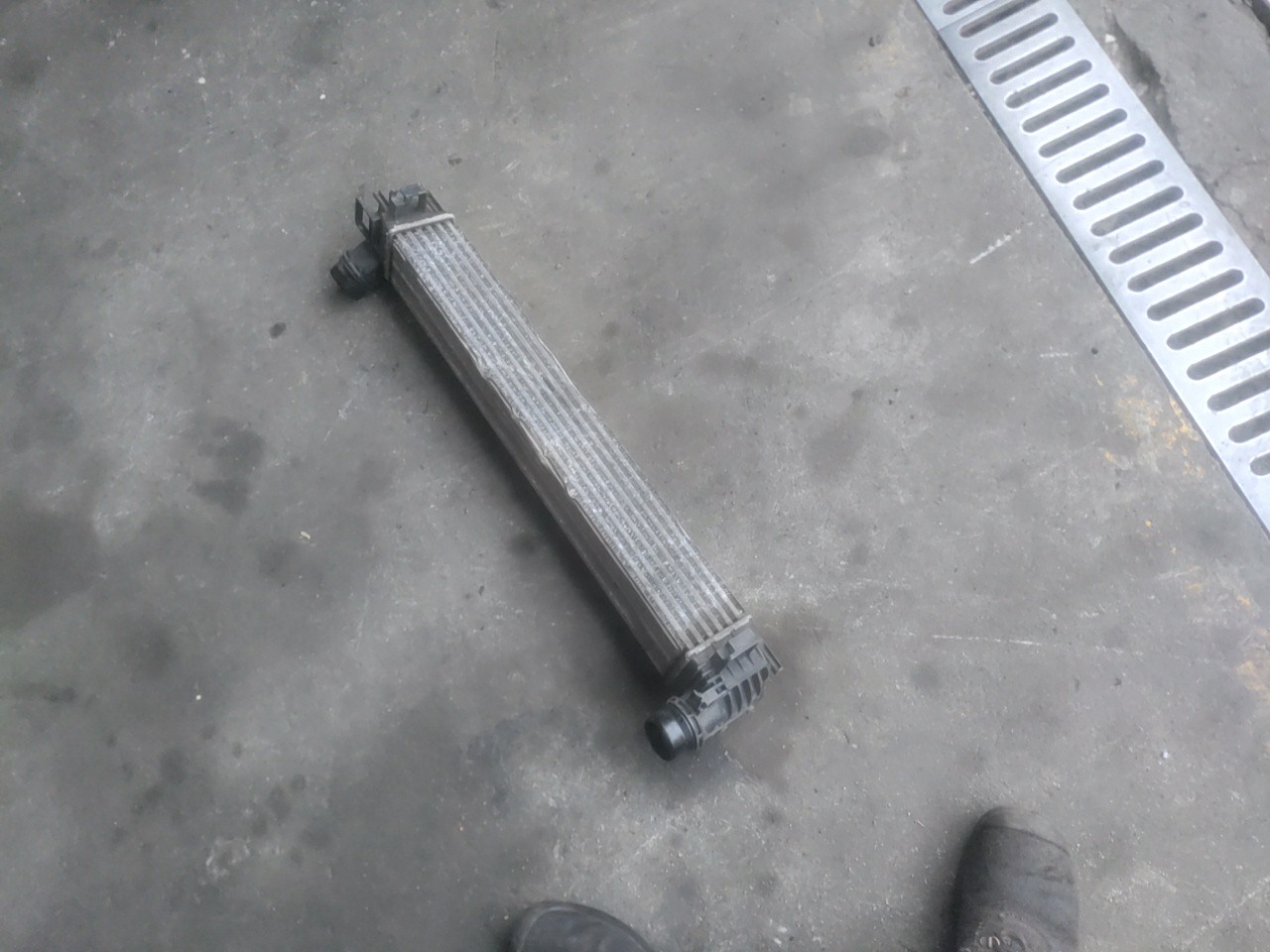 Radiador de Intercooler RENAULT MEGANE III Grandtour (KZ0/1) | 08 - 