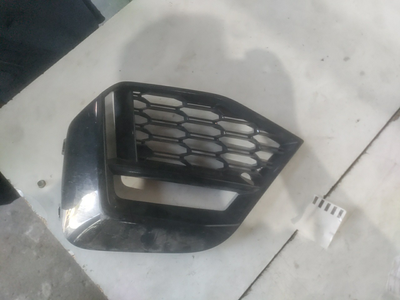 Grelha do Farol de Nevoeiro Frente Esquerdo BMW 2 Gran Coupe (F44) | 19 - 