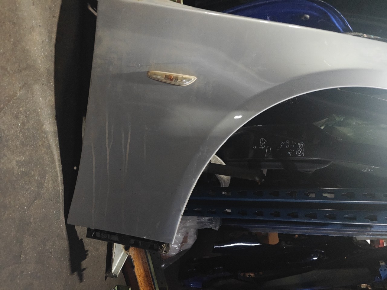 Right Fender BMW 5 (E60) | 01 - 10 Imagem-1 Right Fender BMW 5 (E60) | 01 - 10 Imagem-1