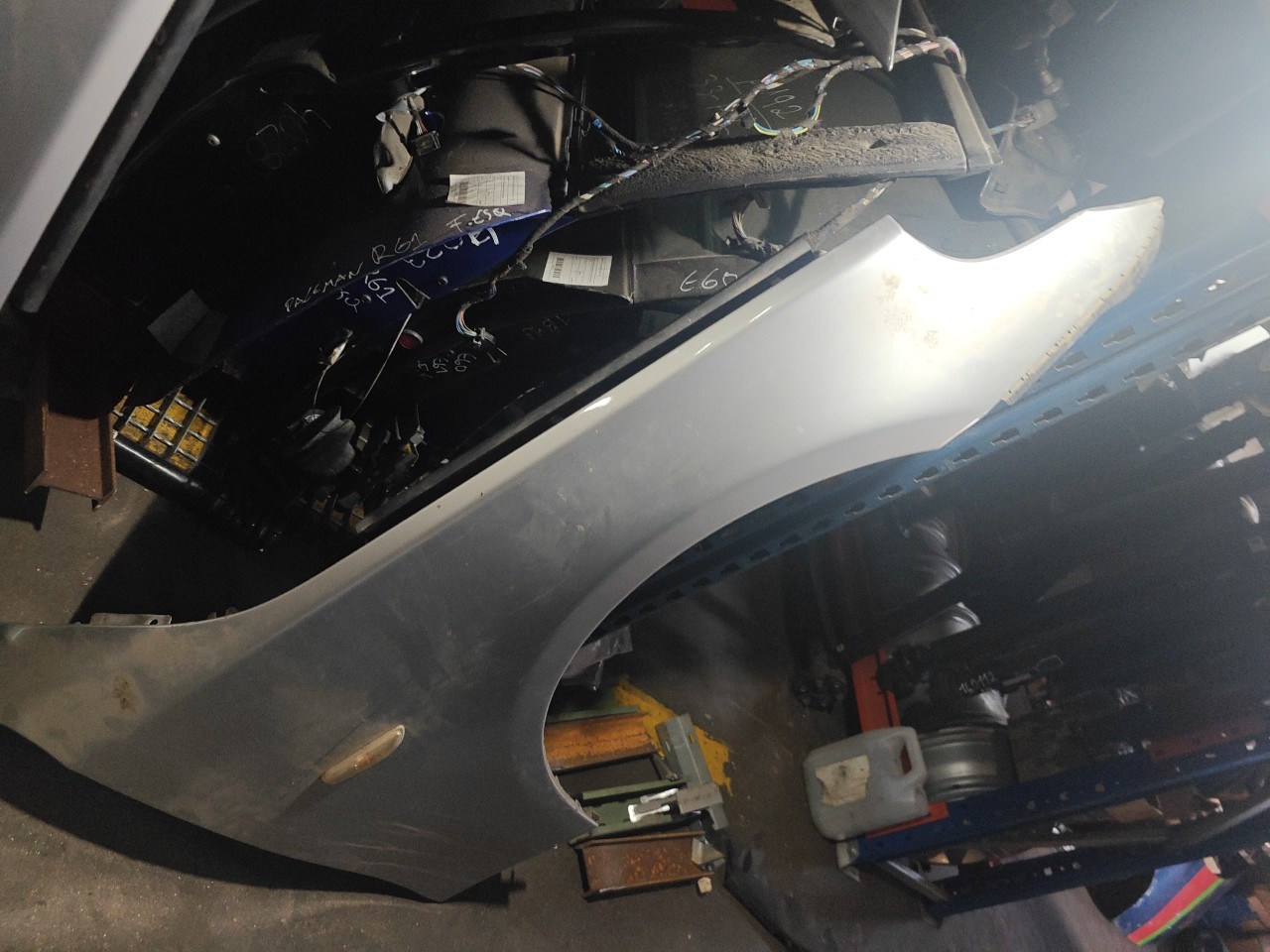 Right Fender BMW 5 (E60) | 01 - 10 Imagem-2 Right Fender BMW 5 (E60) | 01 - 10 Imagem-2