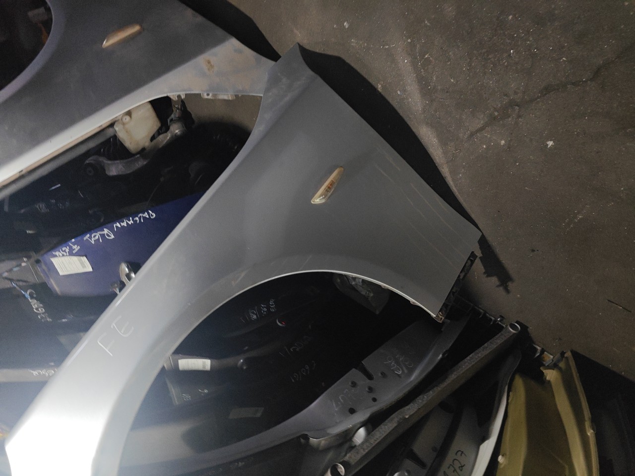 Left Fender BMW 5 (E60) | 01 - 10 Imagem-4 Left Fender BMW 5 (E60) | 01 - 10 Imagem-4