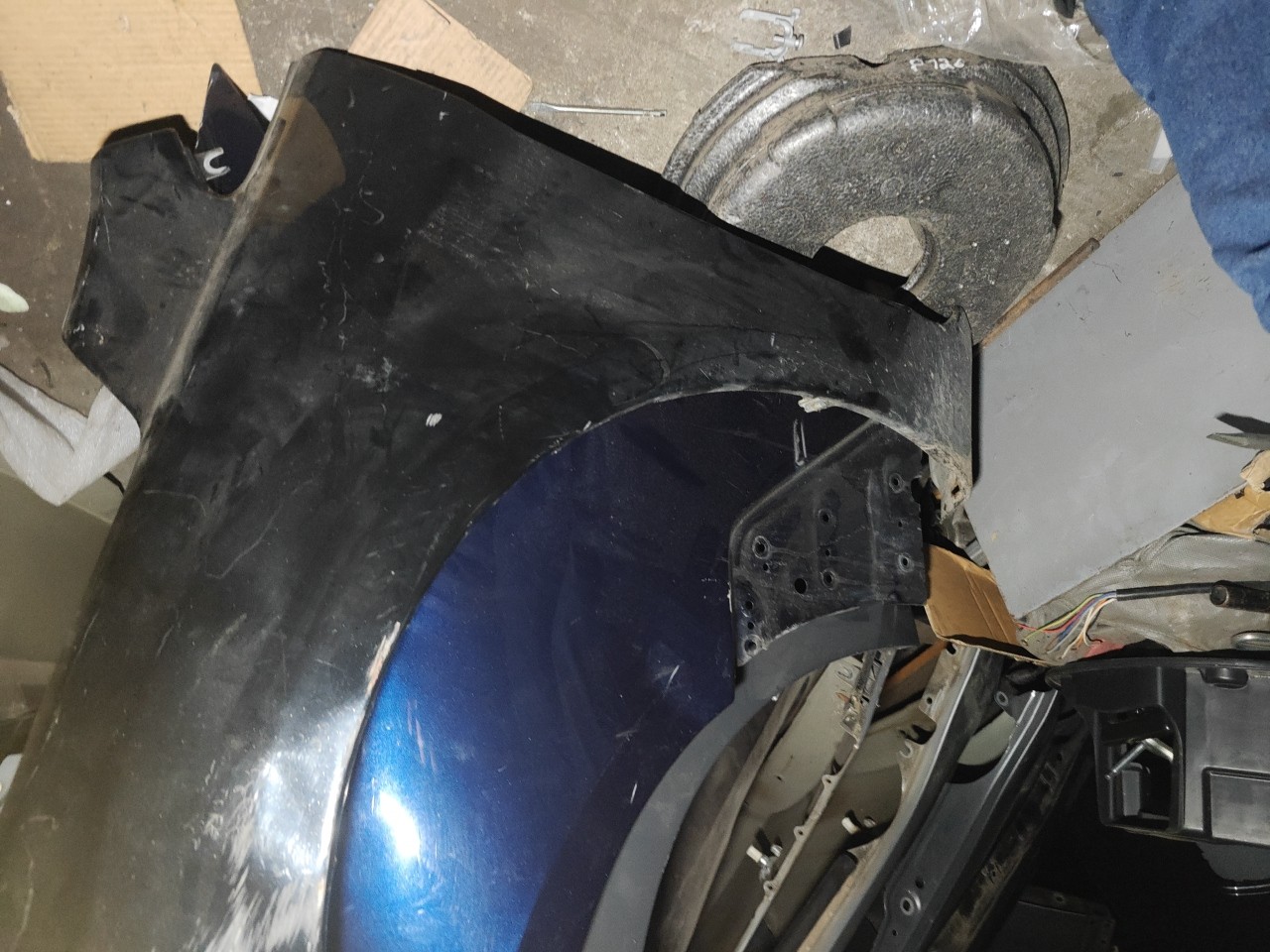 Guarda Lamas Frente Esquerdo FORD FOCUS II Turnier (DA_, FFS, DS) | 04 - 12 Imagem-7 Guarda Lamas Frente Esquerdo FORD FOCUS II Turnier (DA_, FFS, DS) | 04 - 12 Imagem-7