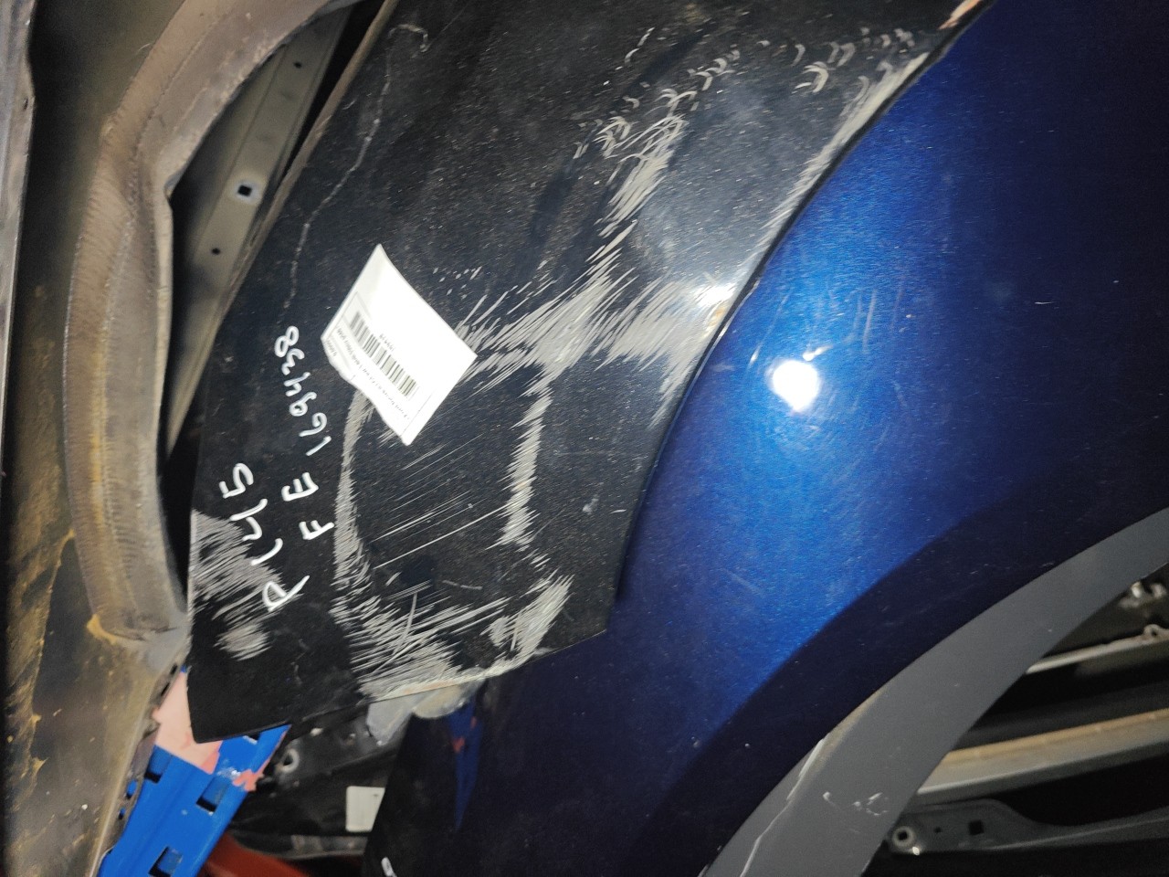 Guarda Lamas Frente Esquerdo FORD FOCUS II Turnier (DA_, FFS, DS) | 04 - 12 Imagem-8 Guarda Lamas Frente Esquerdo FORD FOCUS II Turnier (DA_, FFS, DS) | 04 - 12 Imagem-8