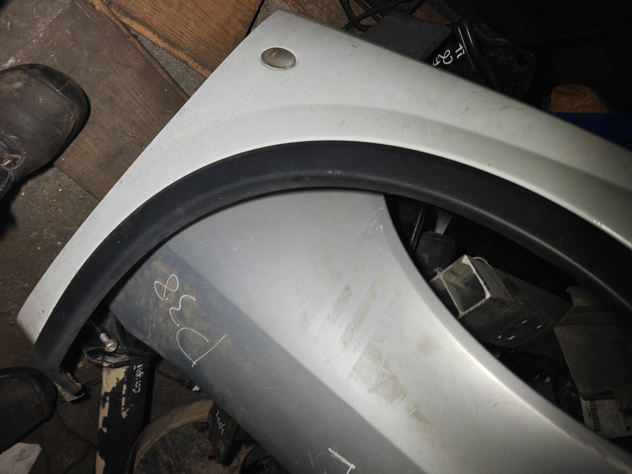 Right Fender OPEL COMBO Caixa/Combi | 01 -  Imagem-8 Right Fender OPEL COMBO Caixa/Combi | 01 -  Imagem-8