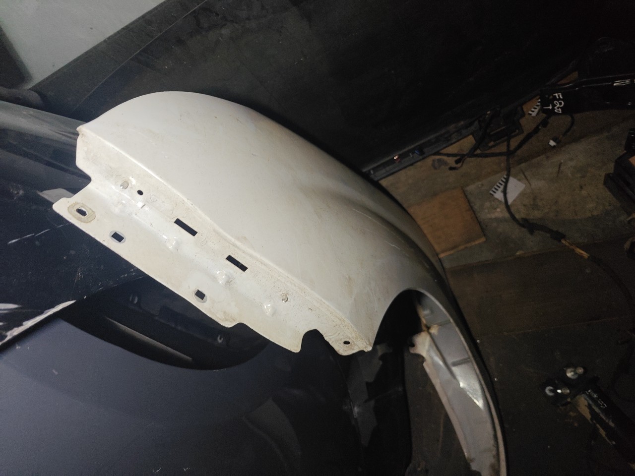 Guarda Lamas Frente Esquerdo FIAT DOBLO Caixa/Combi (263_) | 10 -  Imagem-1 Guarda Lamas Frente Esquerdo FIAT DOBLO Caixa/Combi (263_) | 10 -  Imagem-1