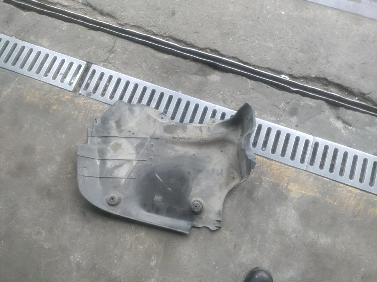 Blindagem / Resguardo Tras BMW 5 (E60) | 01 - 10