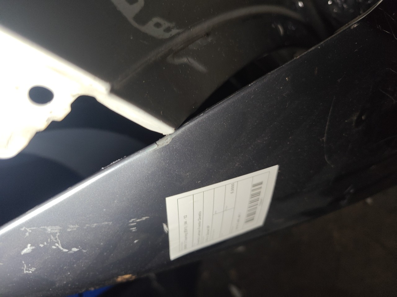 Guarda Lamas Frente Direito BMW 3 Touring (E91) | 04 - 12 Imagem-6 Guarda Lamas Frente Direito BMW 3 Touring (E91) | 04 - 12 Imagem-6