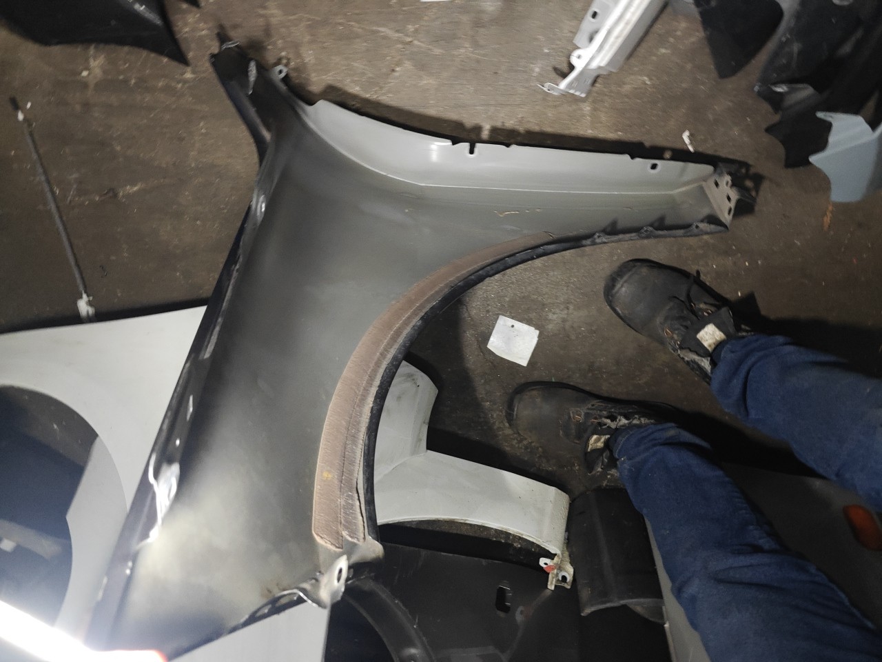 Guarda Lamas Frente Direito BMW 2 Gran Coupe (F44) | 19 -  Imagem-13 Guarda Lamas Frente Direito BMW 2 Gran Coupe (F44) | 19 -  Imagem-13