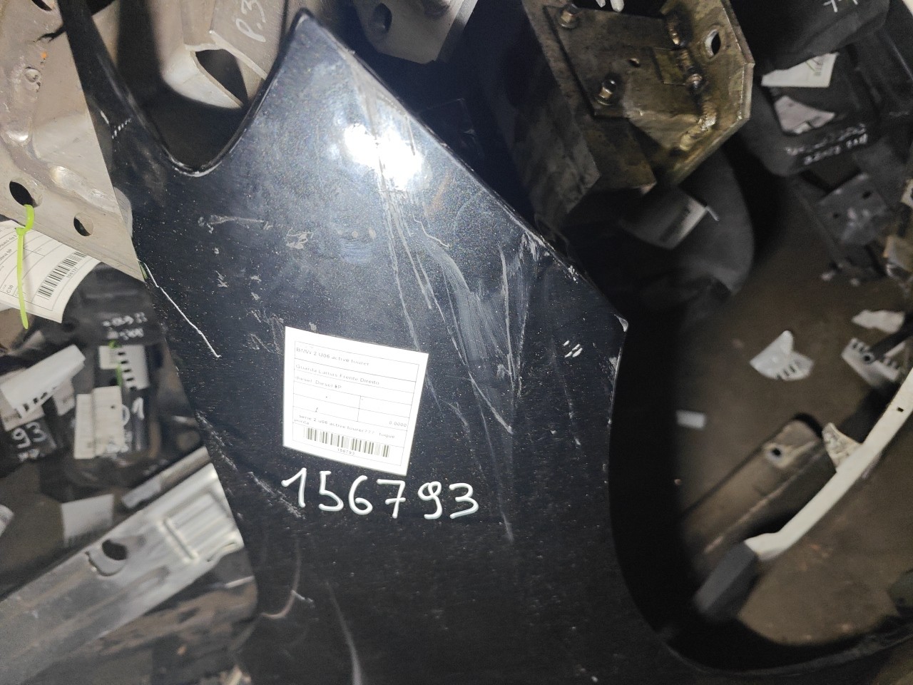 Guarda Lamas Frente Direito BMW 2 U06 active tourer Imagem-13 Guarda Lamas Frente Direito BMW 2 U06 active tourer Imagem-13