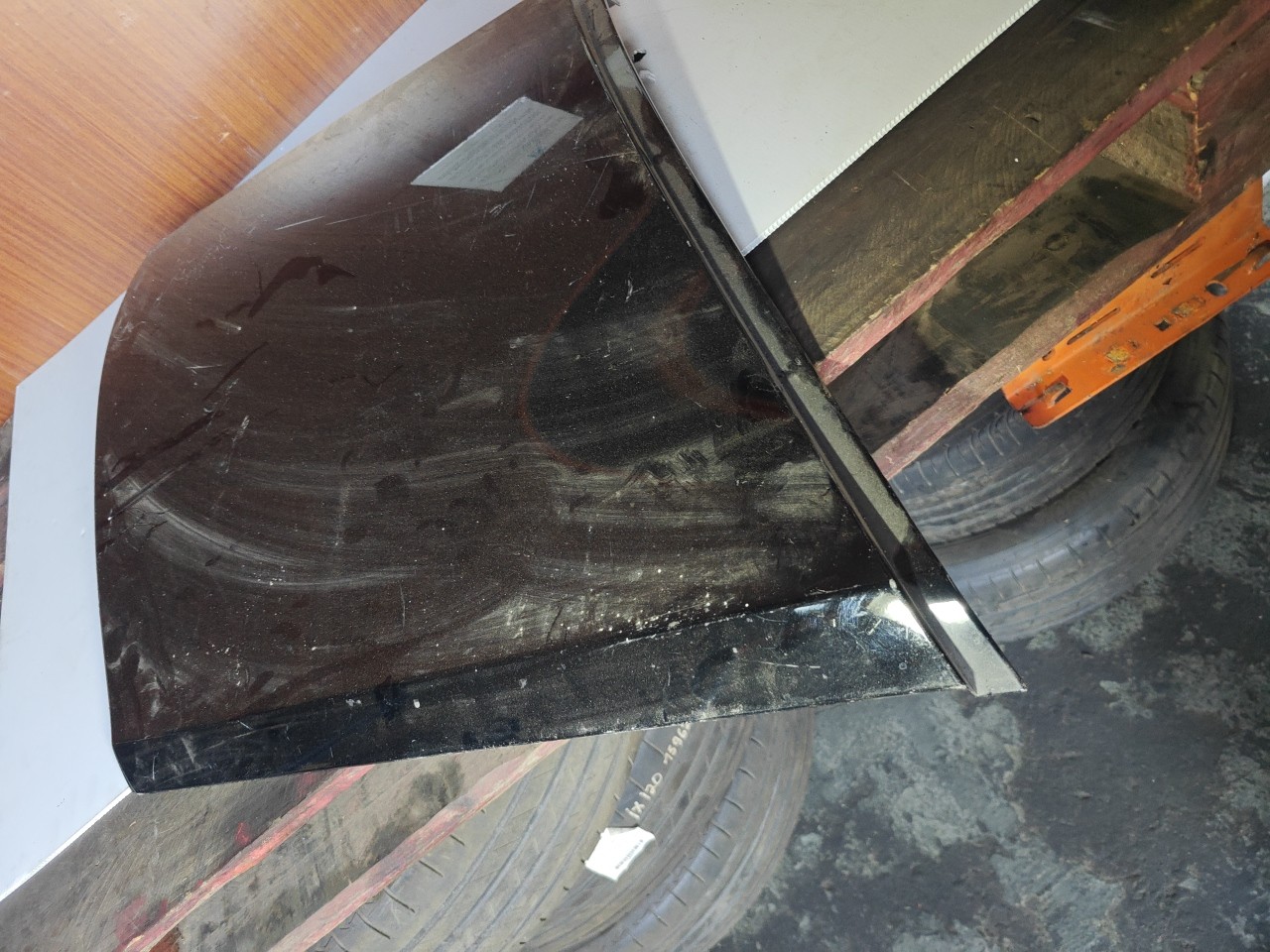 Placa da Porta Tras Direita BMW i3 (I01) | 13 -  Imagem-1