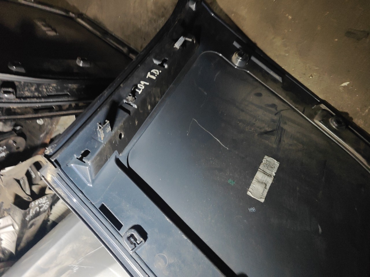 Placa da Porta Tras Direita BMW i3 (I01) | 13 -  Imagem-9 Placa da Porta Tras Direita BMW i3 (I01) | 13 -  Imagem-9