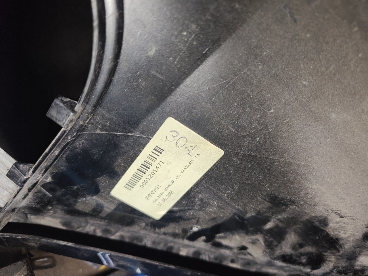 Placa da Porta Tras Esquerda SMART FORFOUR (454) | 04 - 06 Imagem-6 Placa da Porta Tras Esquerda SMART FORFOUR (454) | 04 - 06 Imagem-6