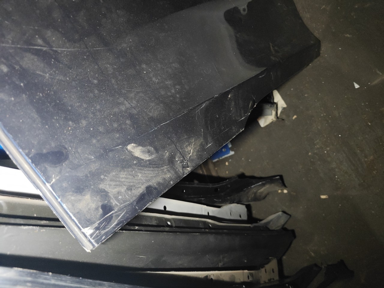 Placa da Porta Frente Esquerda BMW i3 (I01) | 13 -  Imagem-6 Placa da Porta Frente Esquerda BMW i3 (I01) | 13 -  Imagem-6