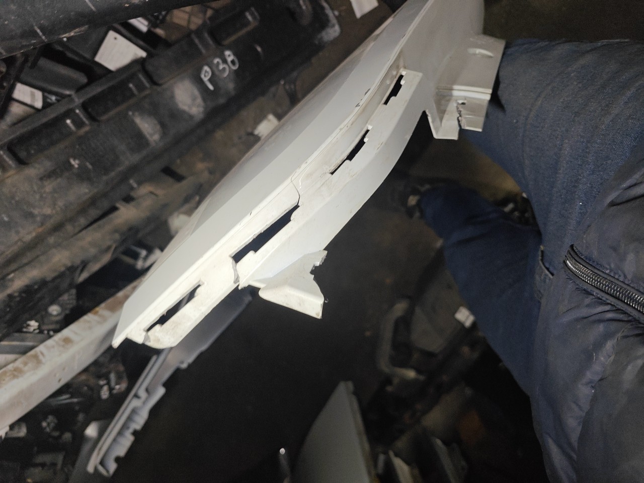 Guarda Lamas Tras Esquerdo BMW i3 (I01) | 13 -  Imagem-1 Guarda Lamas Tras Esquerdo BMW i3 (I01) | 13 -  Imagem-1