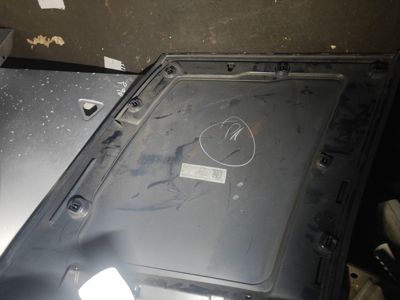 Placa da Porta Tras Direita BMW i3 (I01) | 13 -  Imagem-19 Placa da Porta Tras Direita BMW i3 (I01) | 13 -  Imagem-19