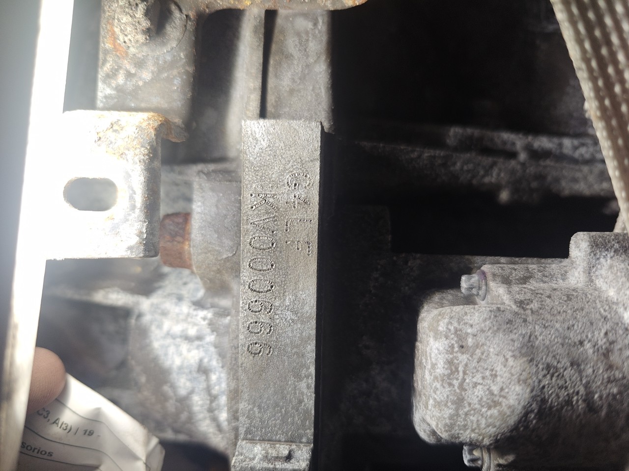 Motor com acessorios HYUNDAI i10 (AC3, AI3) | 19 -  Imagem-14 Motor com acessorios HYUNDAI i10 (AC3, AI3) | 19 -  Imagem-14