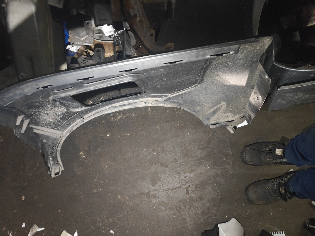 Guarda Lamas Tras Direito BMW i3 (I01) | 13 -  Imagem-19 Guarda Lamas Tras Direito BMW i3 (I01) | 13 -  Imagem-19