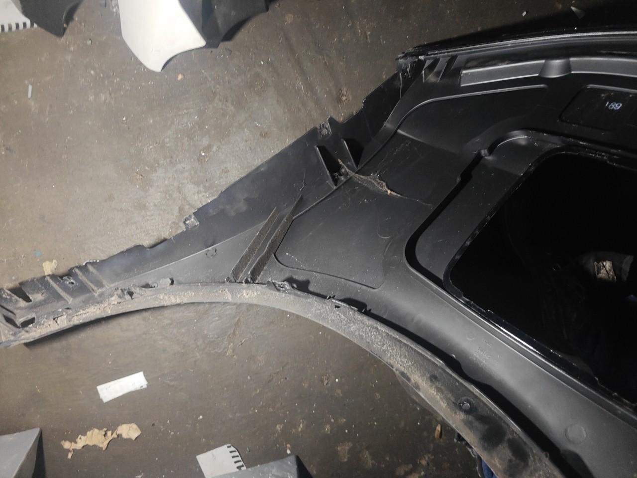 Guarda Lamas Tras Direito BMW i3 (I01) | 13 -  Imagem-8 Guarda Lamas Tras Direito BMW i3 (I01) | 13 -  Imagem-8