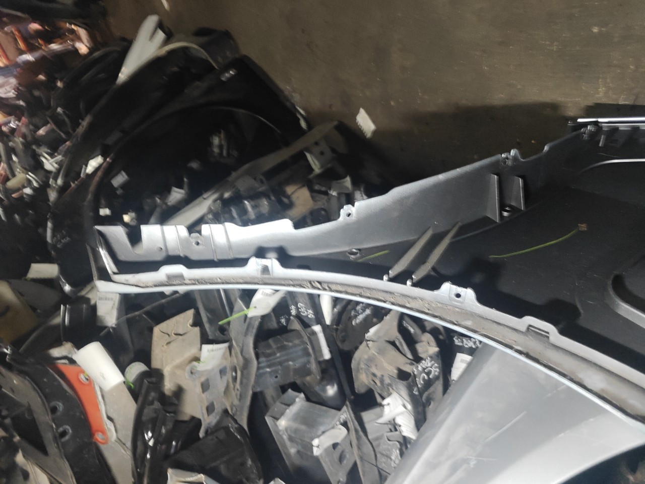 Guarda Lamas Tras Direito BMW i3 (I01) | 13 -  Imagem-8 Guarda Lamas Tras Direito BMW i3 (I01) | 13 -  Imagem-8