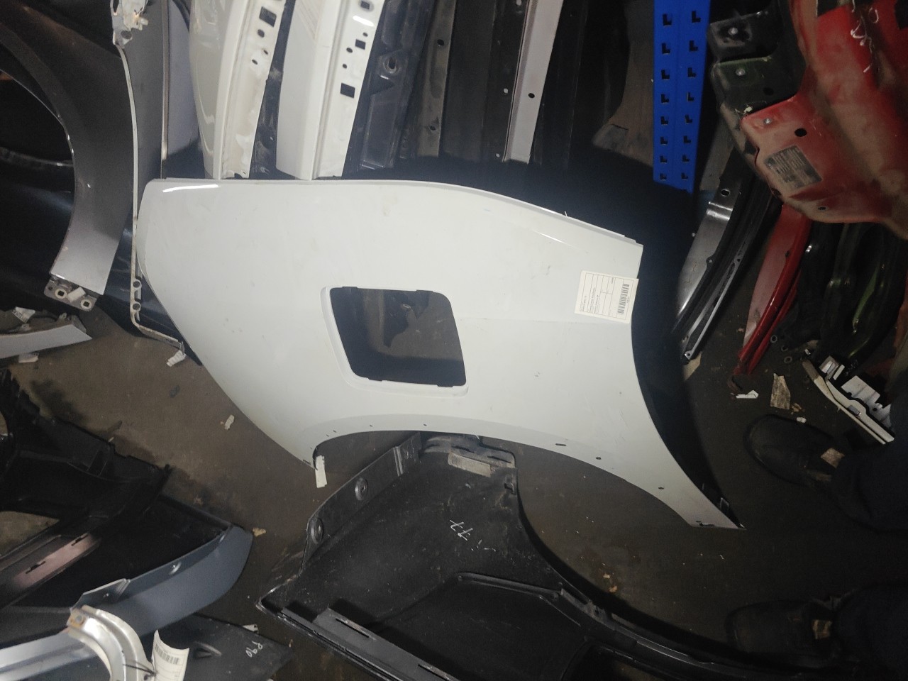 Guarda Lamas Tras Direito BMW i3 (I01) | 13 -  Imagem-0 Guarda Lamas Tras Direito BMW i3 (I01) | 13 -  Imagem-0
