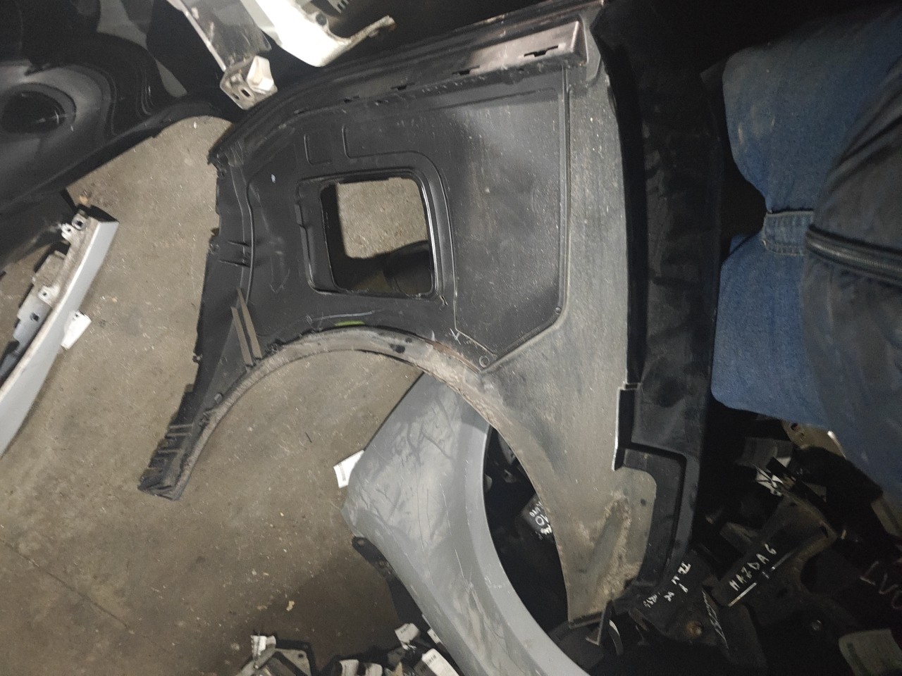 Guarda Lamas Tras Direito BMW i3 (I01) | 13 -  Imagem-16 Guarda Lamas Tras Direito BMW i3 (I01) | 13 -  Imagem-16