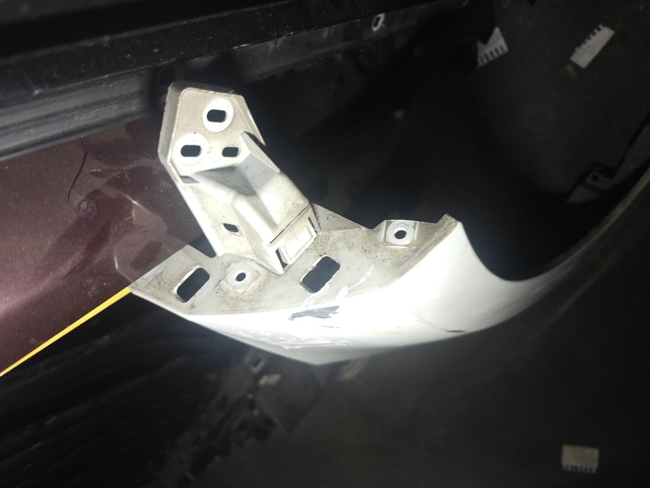 Guarda Lamas Frente Direito BMW i3 (I01) | 13 -  Imagem-9 Guarda Lamas Frente Direito BMW i3 (I01) | 13 -  Imagem-9