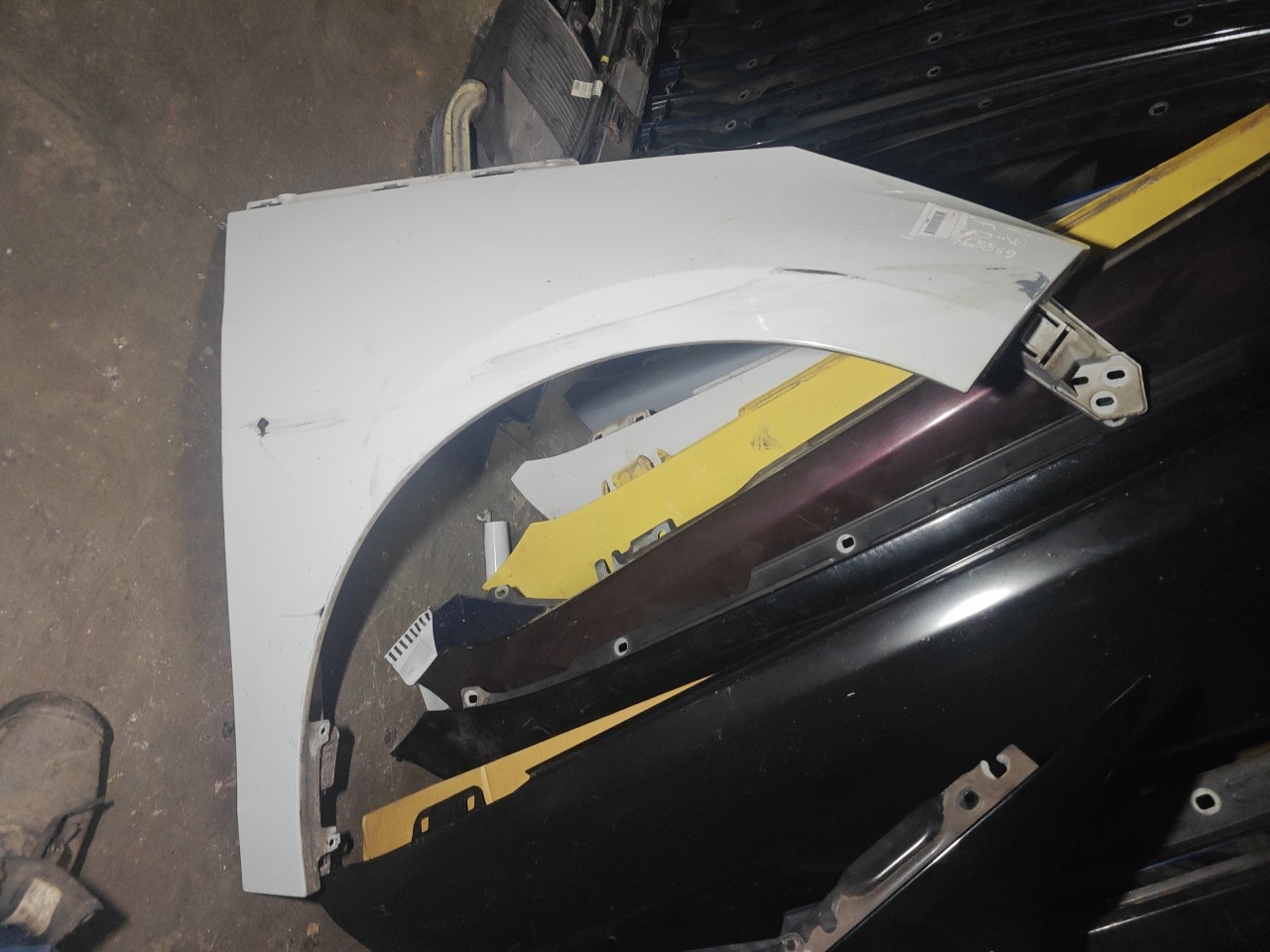 Guarda Lamas Frente Direito BMW i3 (I01) | 13 -  Imagem-10 Guarda Lamas Frente Direito BMW i3 (I01) | 13 -  Imagem-10