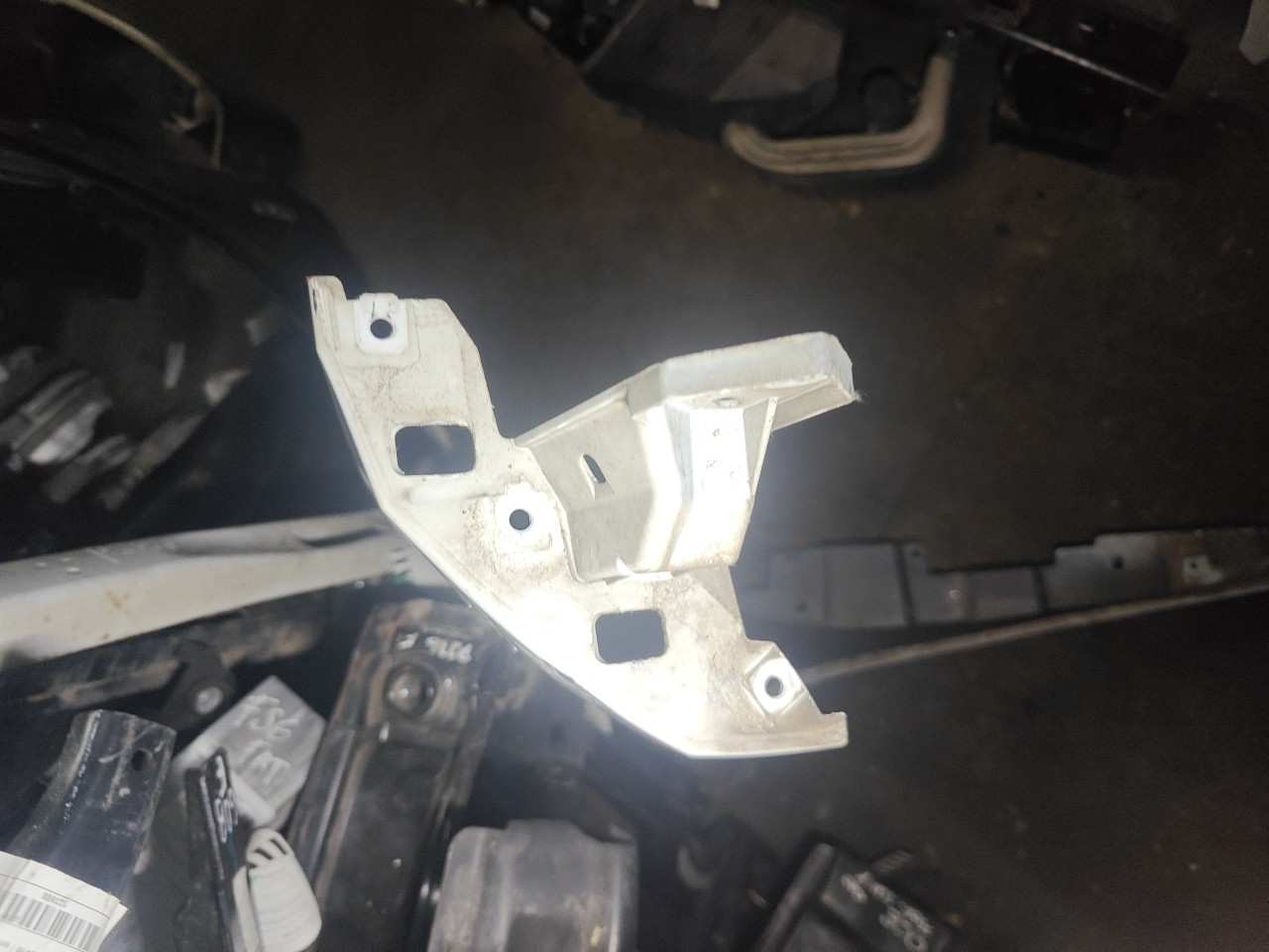 Guarda Lamas Frente Direito BMW i3 (I01) | 13 -  Imagem-13 Guarda Lamas Frente Direito BMW i3 (I01) | 13 -  Imagem-13