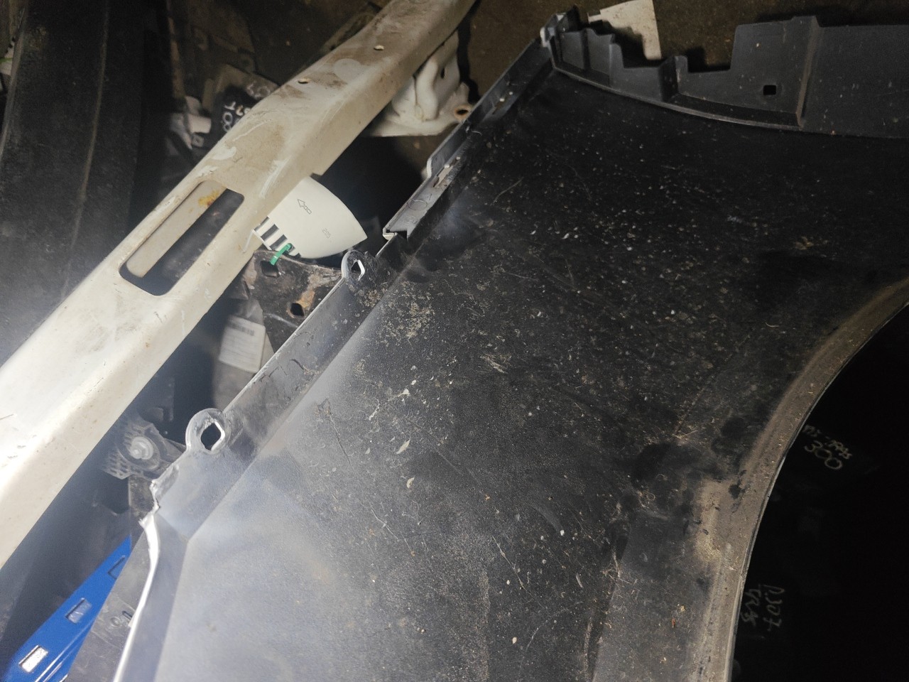 Guarda Lamas Frente Direito BMW i3 (I01) | 13 -  Imagem-17 Guarda Lamas Frente Direito BMW i3 (I01) | 13 -  Imagem-17