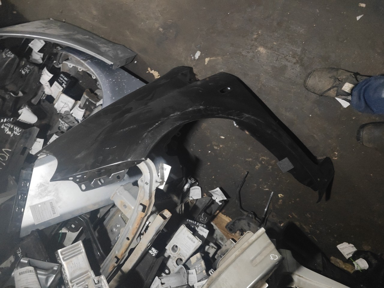 Guarda Lamas Frente Esquerdo FIAT GRANDE PUNTO (199_) | 05 - 