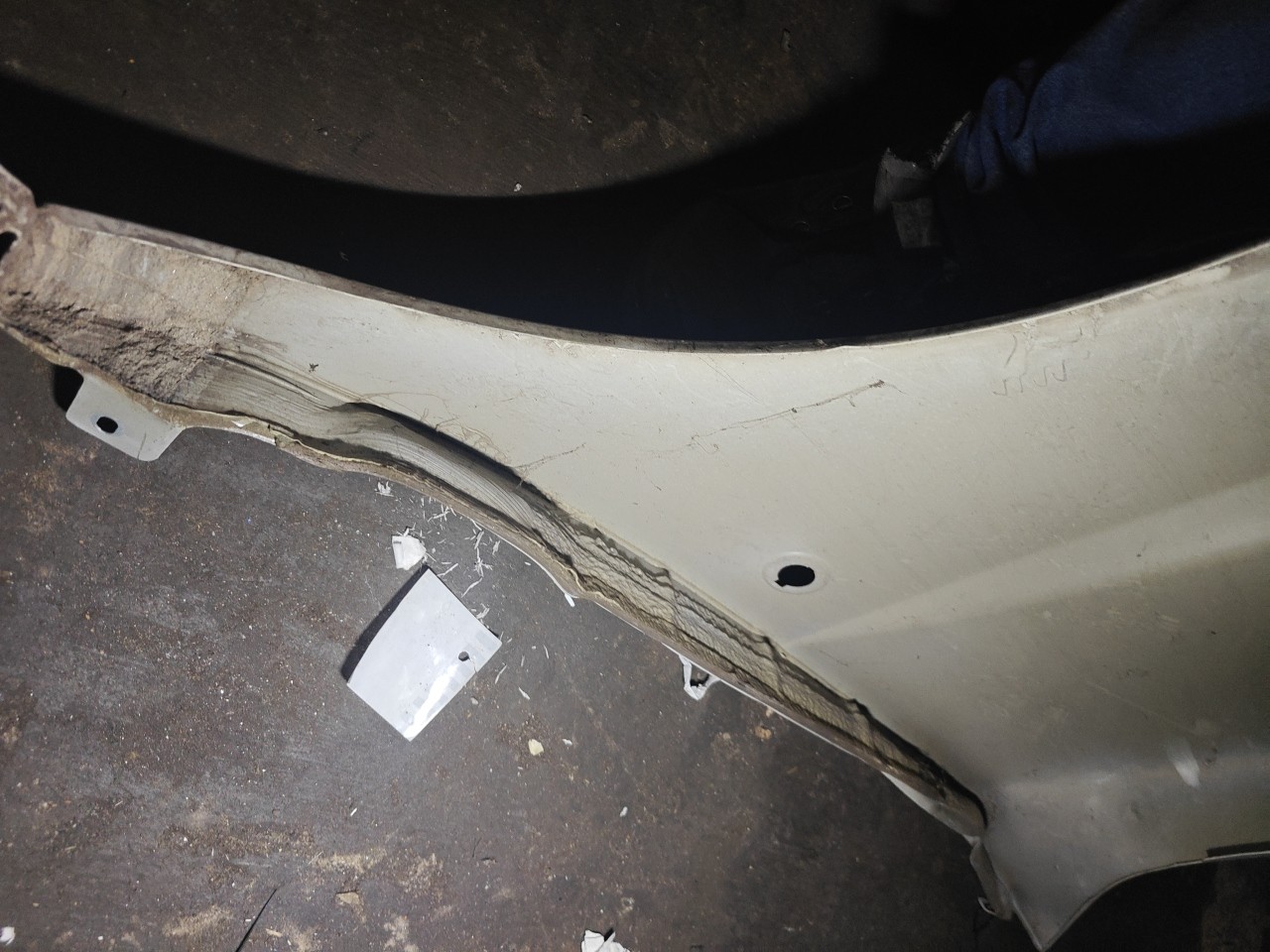 Guarda Lamas Frente Direito FIAT DOBLO Cargo (223_) | 00 -  Imagem-8 Guarda Lamas Frente Direito FIAT DOBLO Cargo (223_) | 00 -  Imagem-8