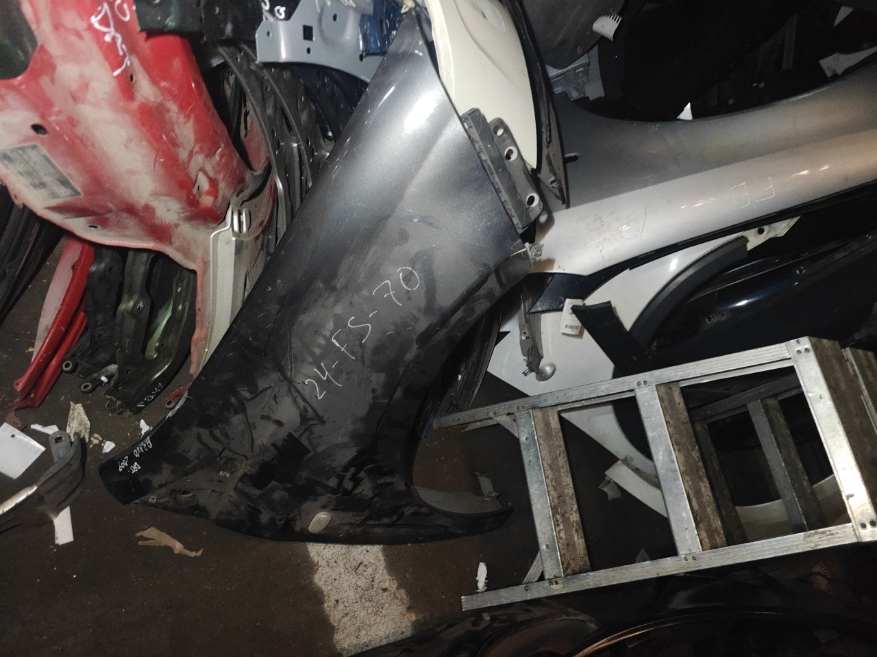 Guarda Lamas Frente Direito FIAT BRAVO II (198_) | 06 -  Imagem-0 Guarda Lamas Frente Direito FIAT BRAVO II (198_) | 06 -  Imagem-0