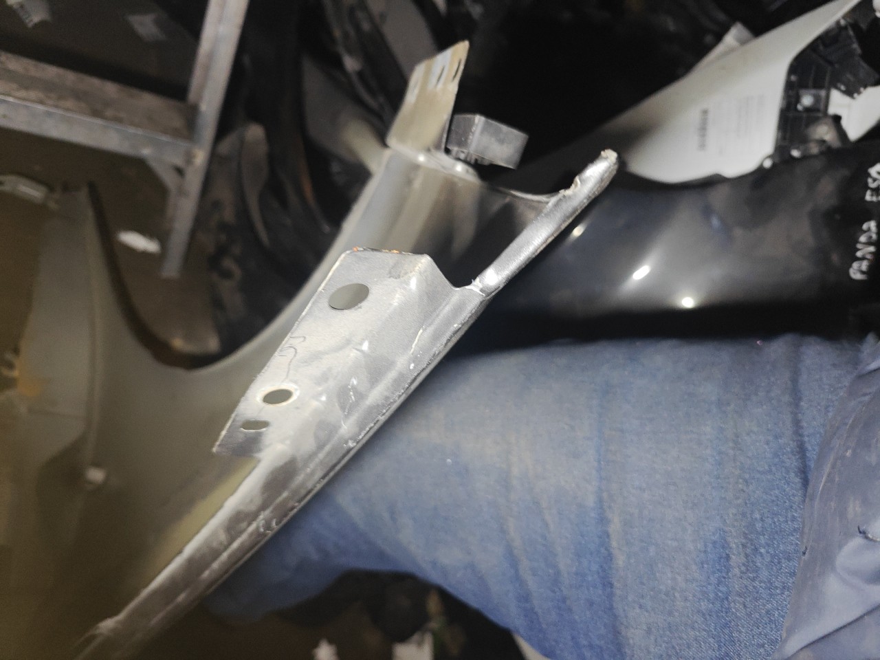 Guarda Lamas Frente Direito FIAT BRAVO II (198_) | 06 -  Imagem-6 Guarda Lamas Frente Direito FIAT BRAVO II (198_) | 06 -  Imagem-6