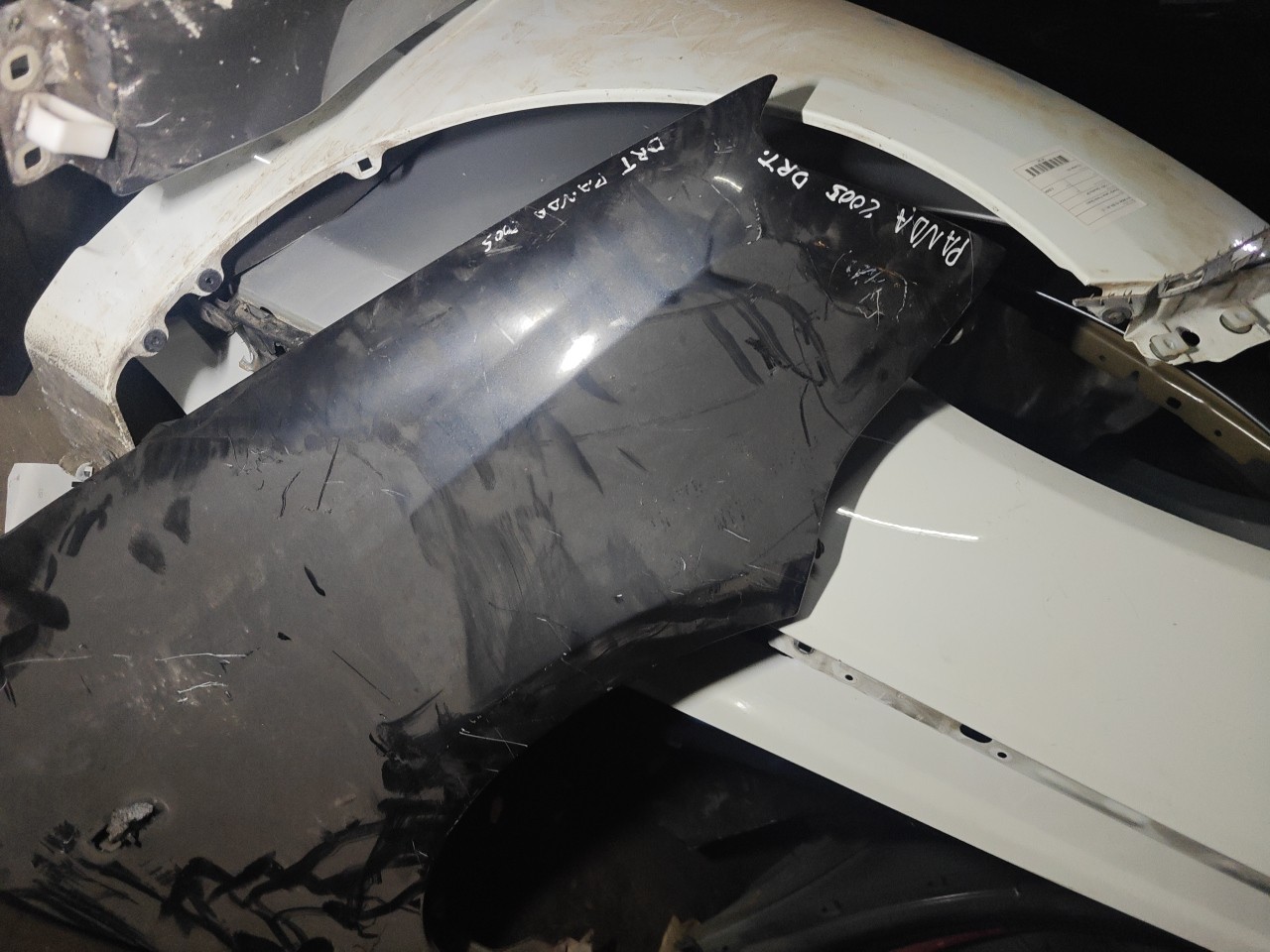 Guarda Lamas Frente Direito FIAT PANDA (169_) | 03 -  Imagem-3 Guarda Lamas Frente Direito FIAT PANDA (169_) | 03 -  Imagem-3