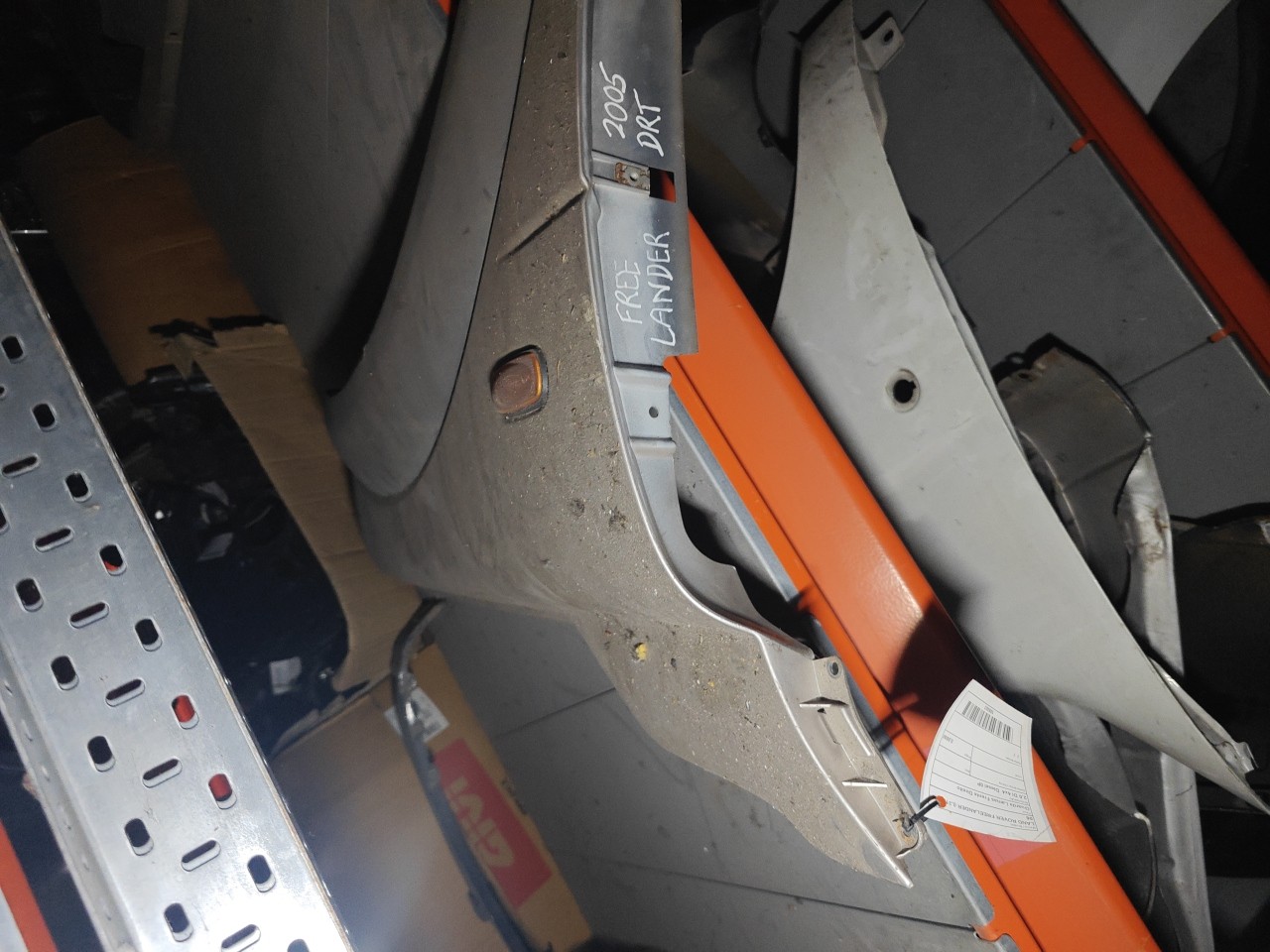 Guarda Lamas Frente Direito LAND ROVER FREELANDER (L314) | 98 - 06