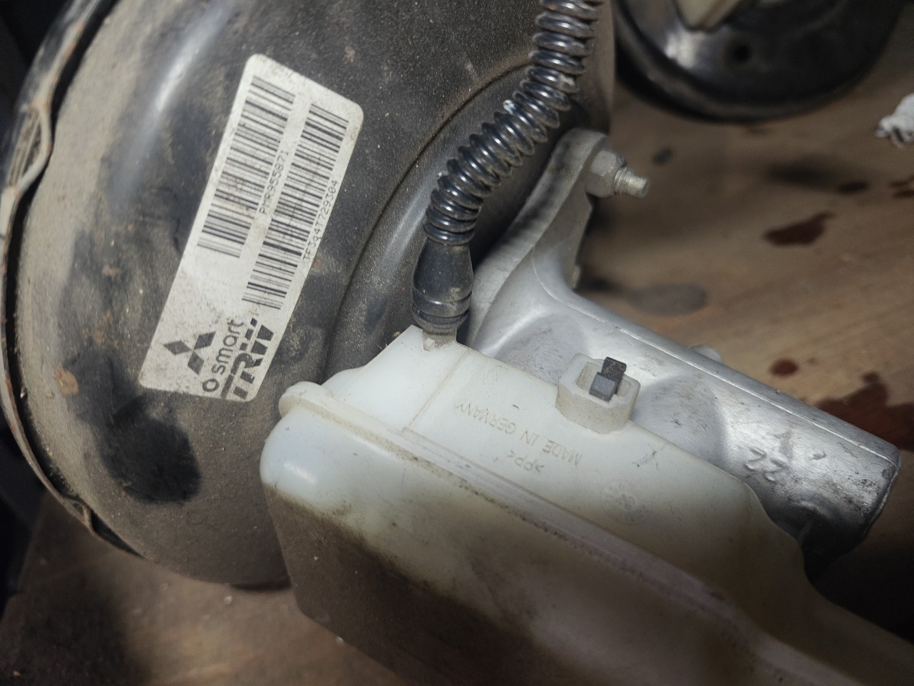 Servofreio MITSUBISHI COLT Caixa/Hatchback (Z3_V) | 04 - 12 Imagem-1 Servofreio MITSUBISHI COLT Caixa/Hatchback (Z3_V) | 04 - 12 Imagem-1