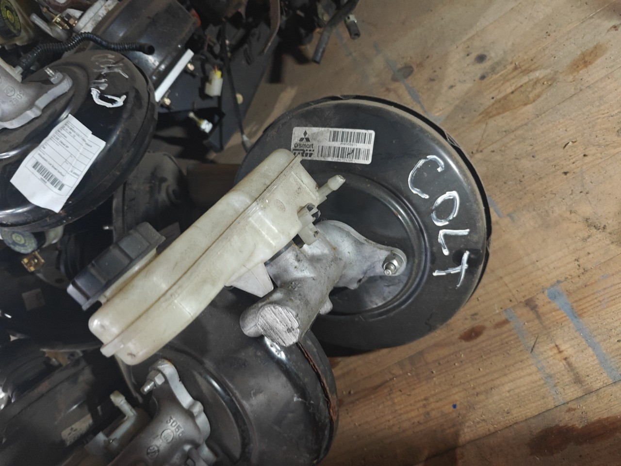 Servofreio MITSUBISHI COLT Caixa/Hatchback (Z3_V) | 04 - 12