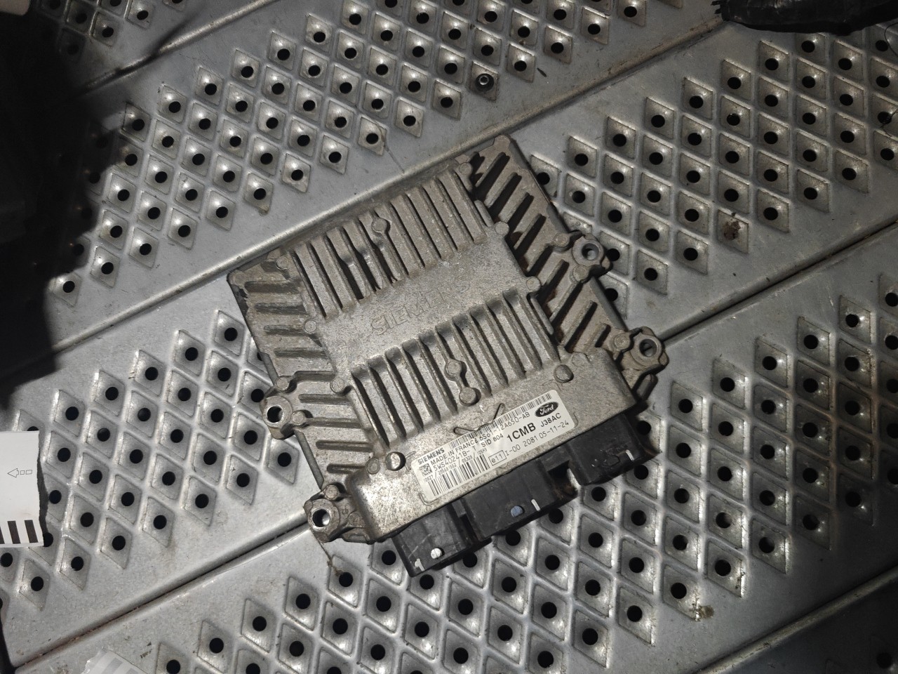 Engine Module FORD FIESTA V Van | 02 - 10