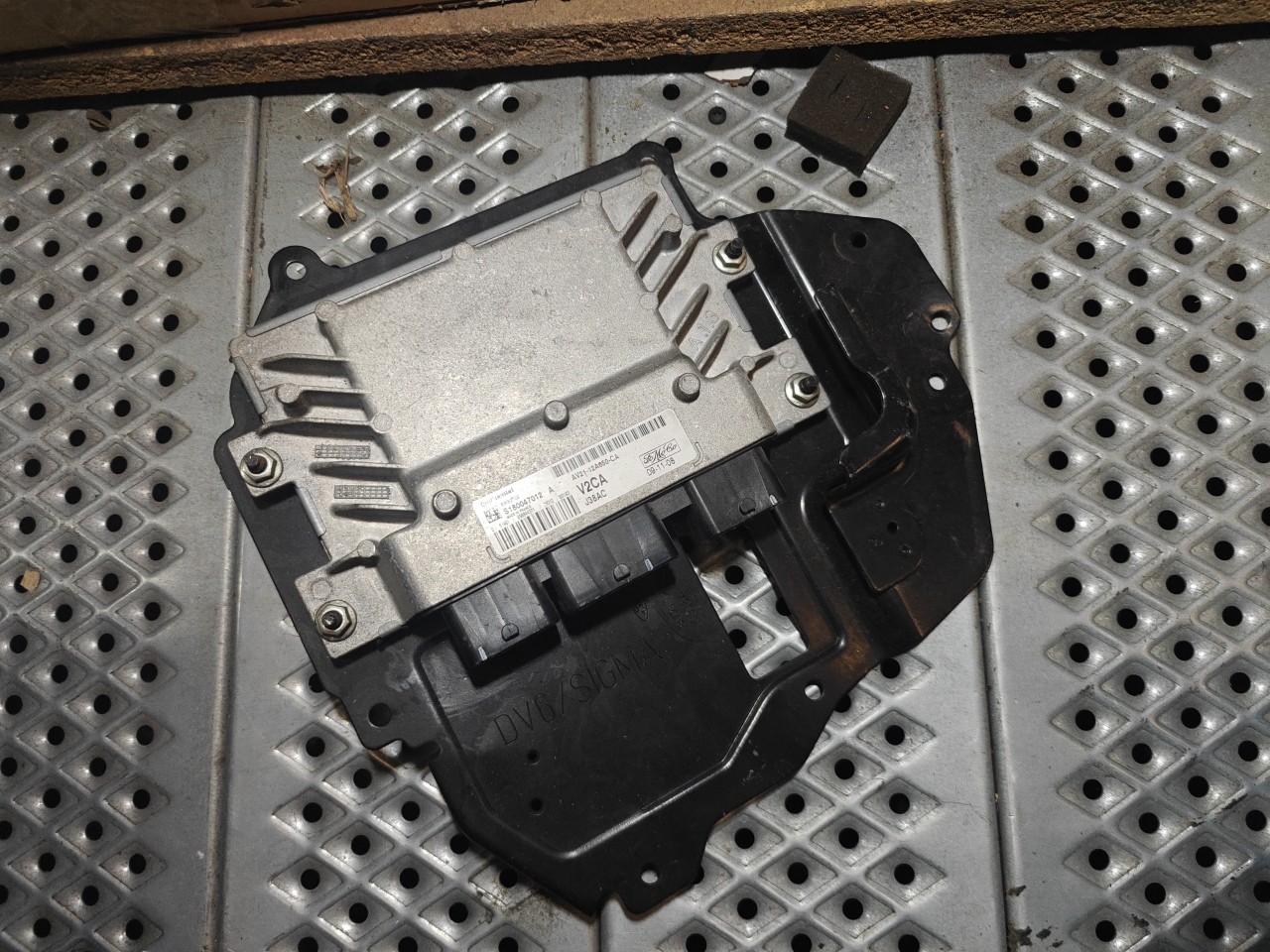 Engine Module FORD FIESTA VI (CB1, CCN) | 08 - 