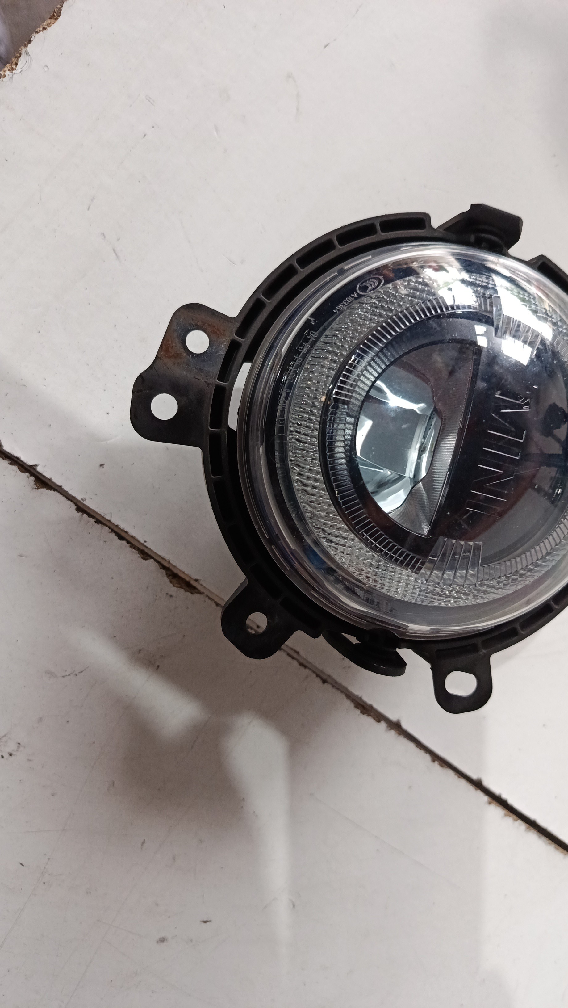 Farol de Nevoeiro Frente Direito MINI MINI (F56) | 13 -  Imagem-3 Farol de Nevoeiro Frente Direito MINI MINI (F56) | 13 -  Imagem-3