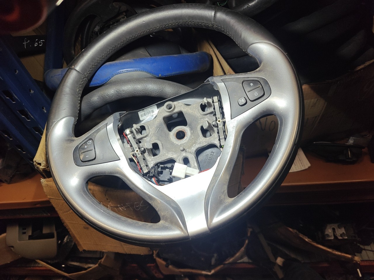 steering wheel RENAULT CLIO IV (BH_) | 12 - 