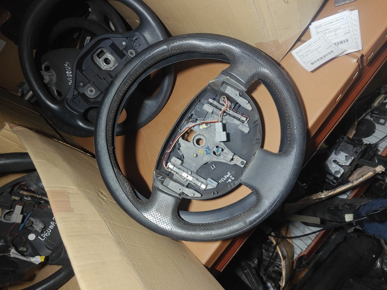 steering wheel RENAULT CLIO III (BR0/1, CR0/1) | 05 -  Imagem-0