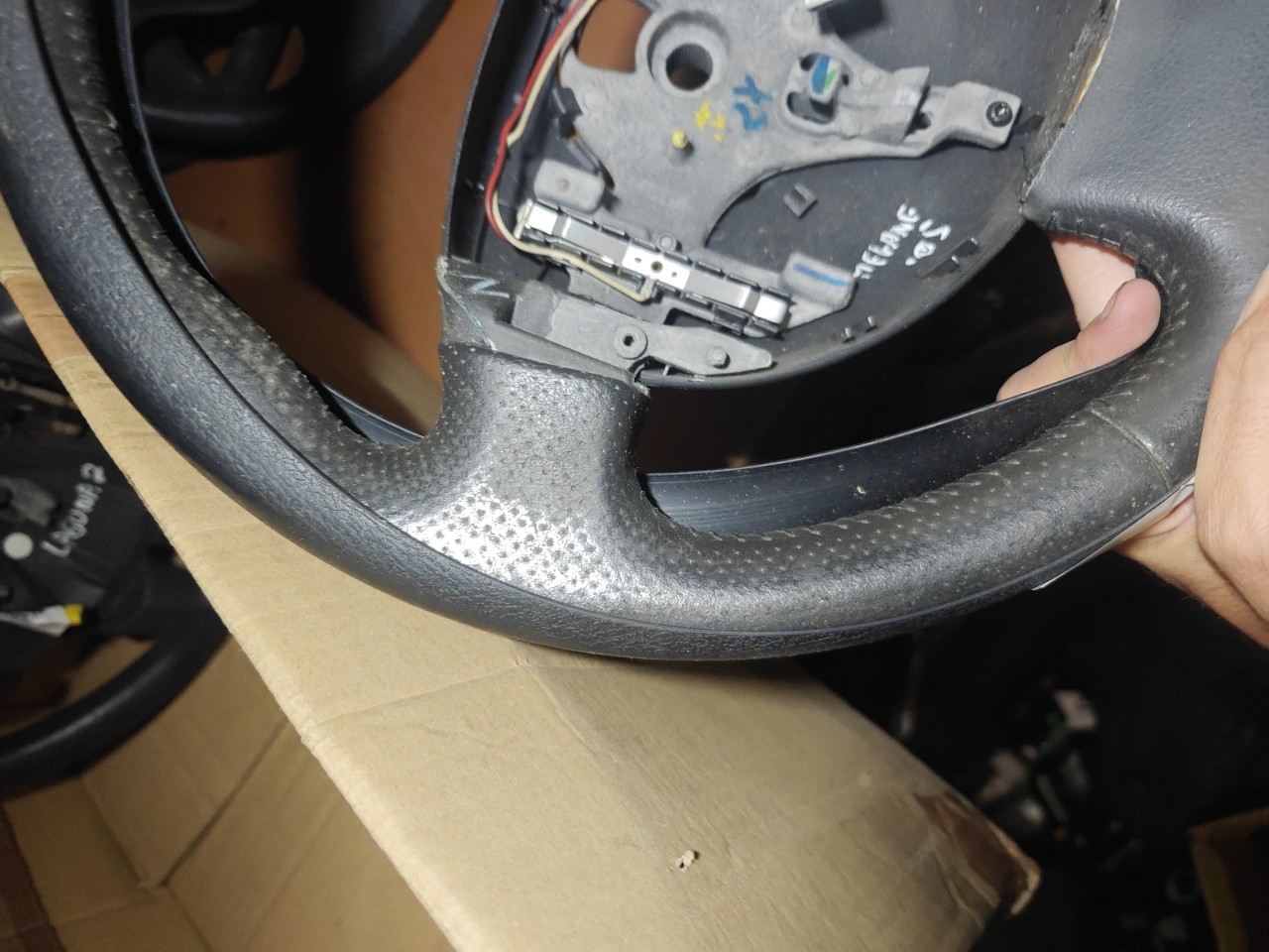 steering wheel RENAULT CLIO III (BR0/1, CR0/1) | 05 -  Imagem-2