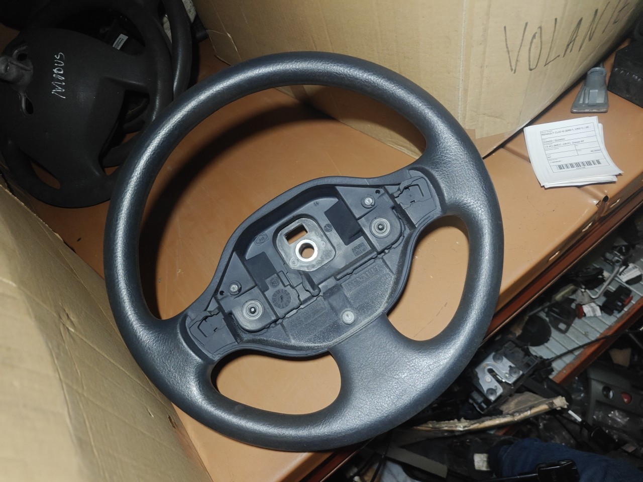 steering wheel RENAULT CLIO III (BR0/1, CR0/1) | 05 -  Imagem-0