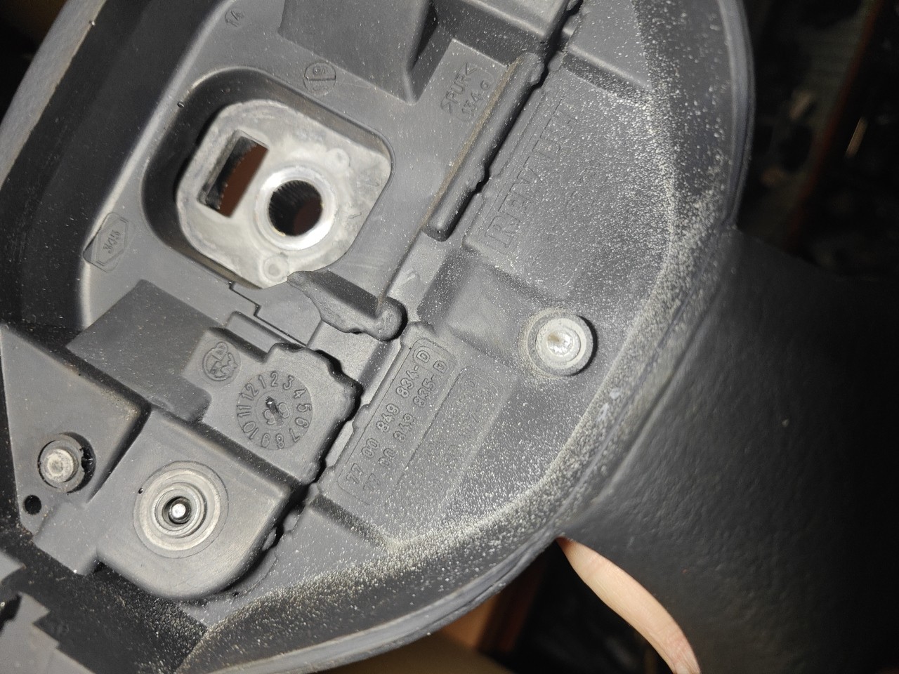 steering wheel RENAULT CLIO III (BR0/1, CR0/1) | 05 -  Imagem-1