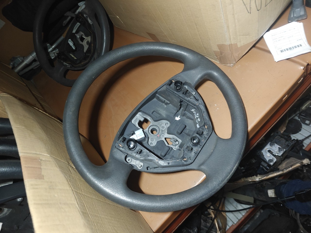steering wheel RENAULT CLIO III (BR0/1, CR0/1) | 05 - 