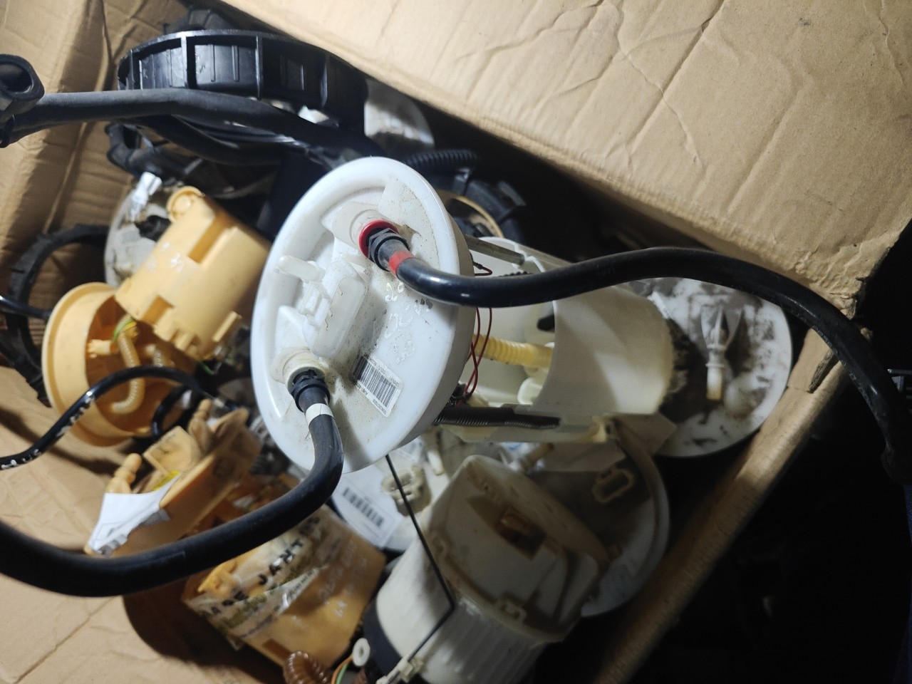 Bomba de Combustivel do deposito FORD FOCUS III | 10 - 