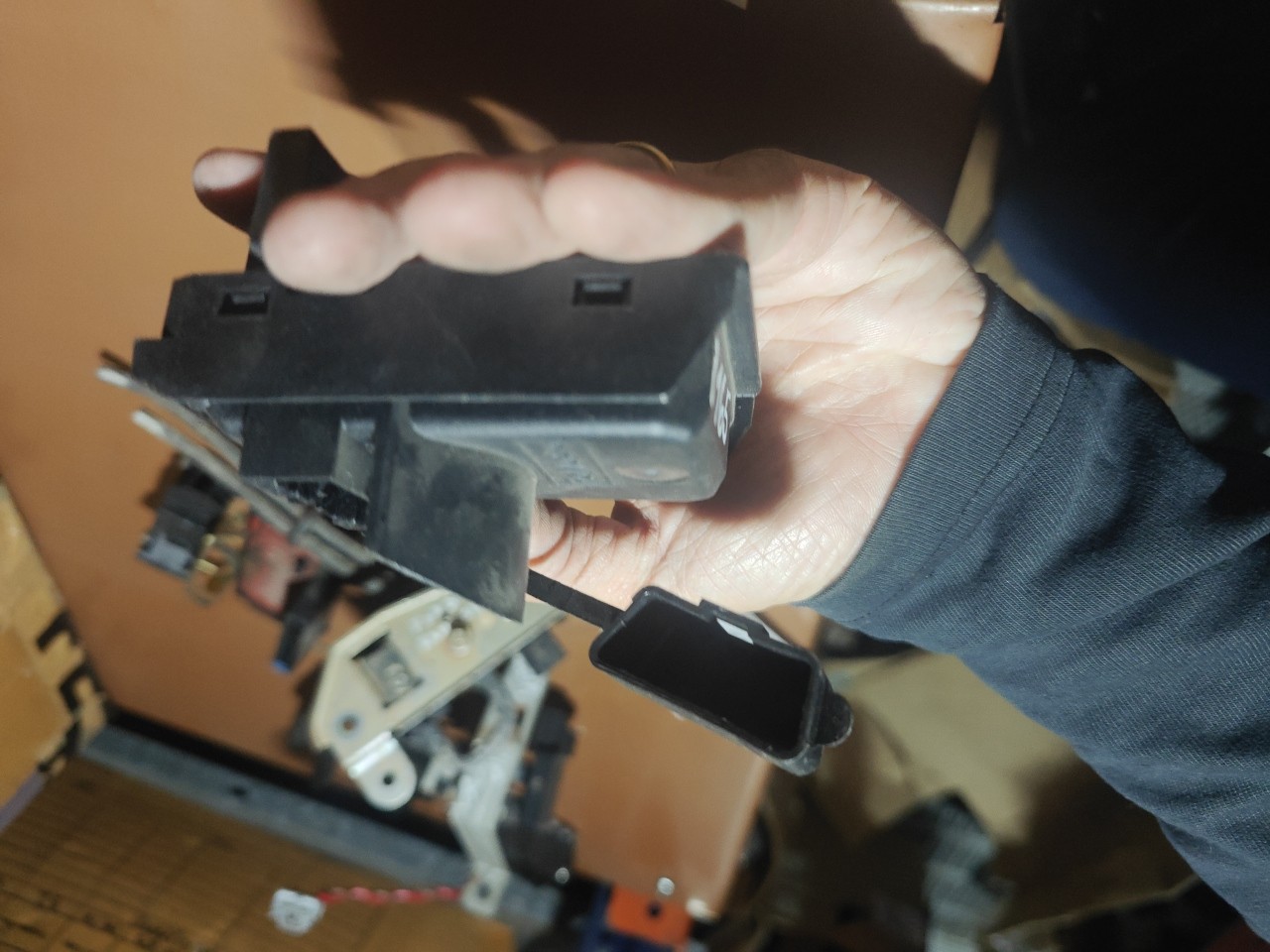 Modulo Eletrico FORD FIESTA VI (CB1, CCN) | 08 -  Imagem-2 Modulo Eletrico FORD FIESTA VI (CB1, CCN) | 08 -  Imagem-2